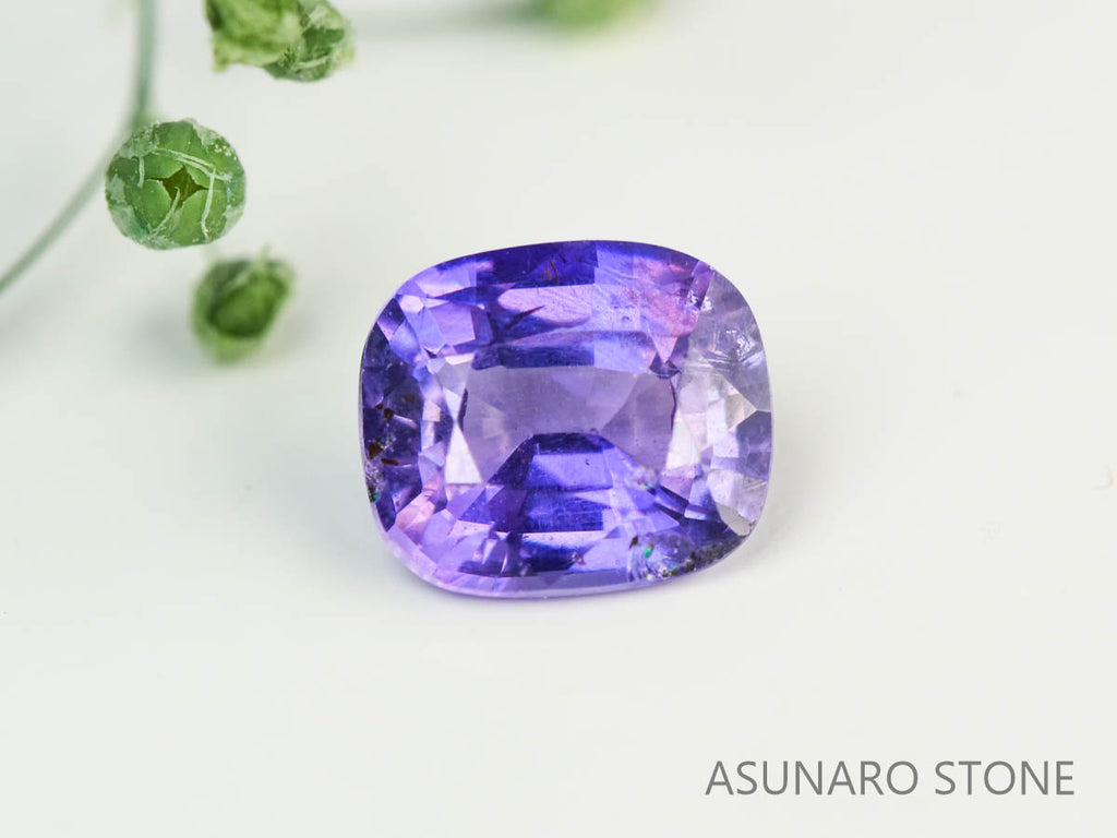 バイカラーサファイア 　クッションカット　 スリランカ産　0.59ct【230619-1655】