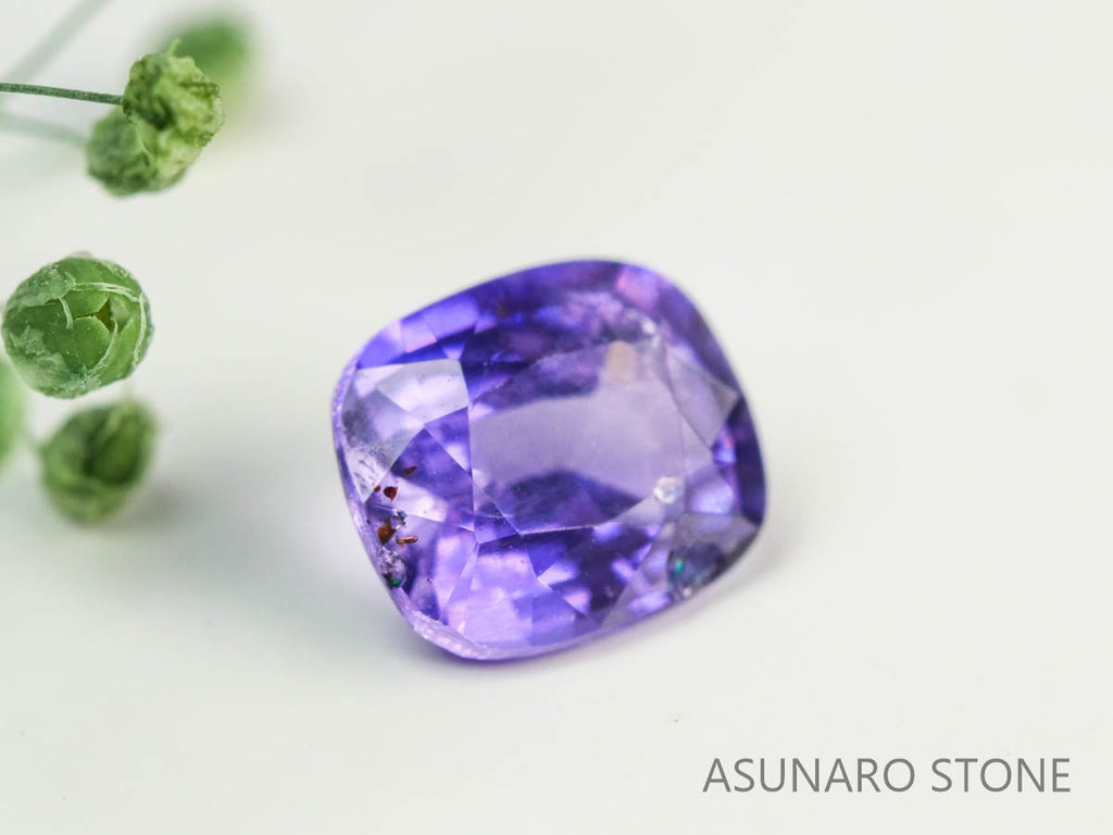 バイカラーサファイア 　クッションカット　 スリランカ産　0.59ct【230619-1655】