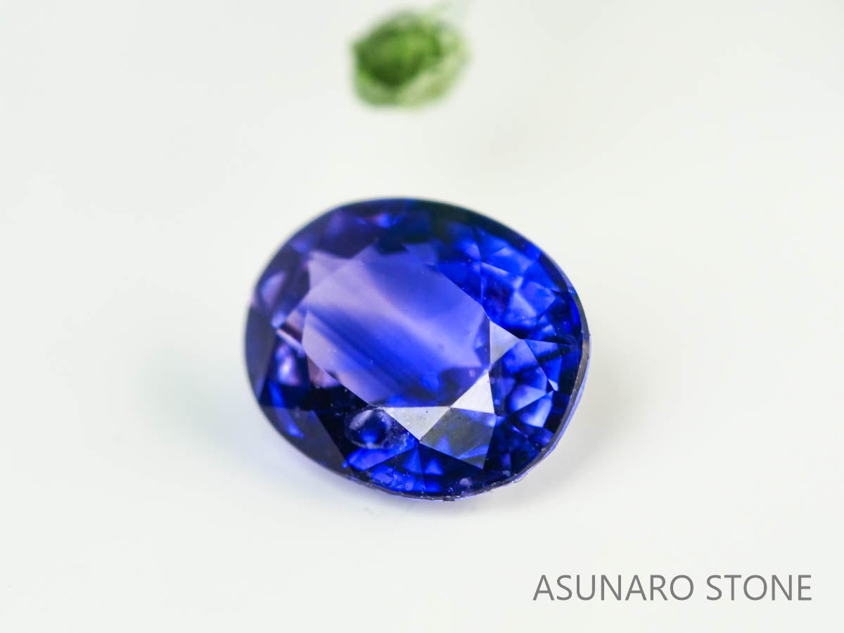 バイカラーサファイア 　オーバルカット　 スリランカ産　0.27ct【230619-1656】