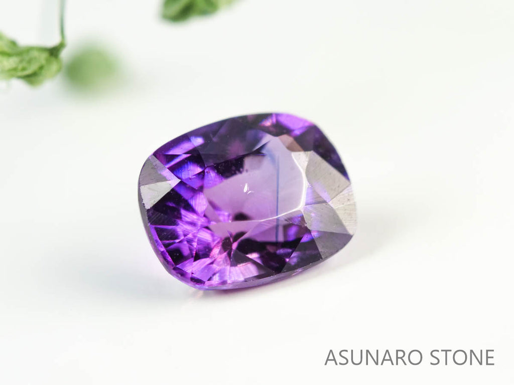 バイカラーサファイア 　クッションカット　 スリランカ産　0.51ct【230619-1658】