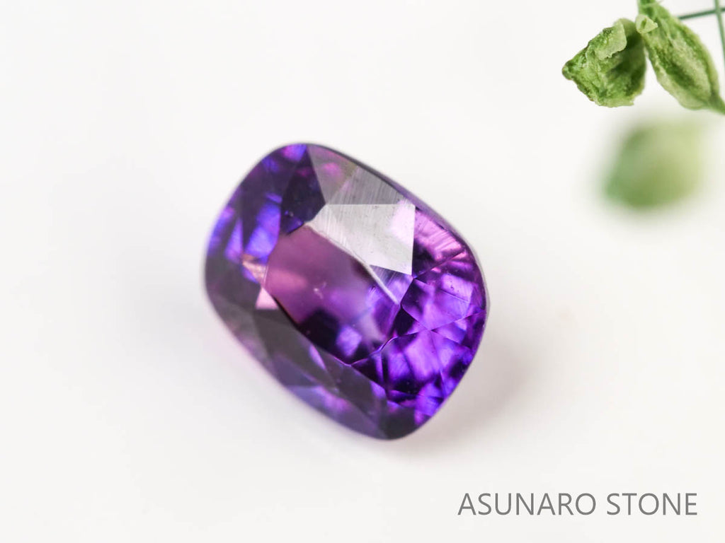 バイカラーサファイア 　クッションカット　 スリランカ産　0.51ct【230619-1658】