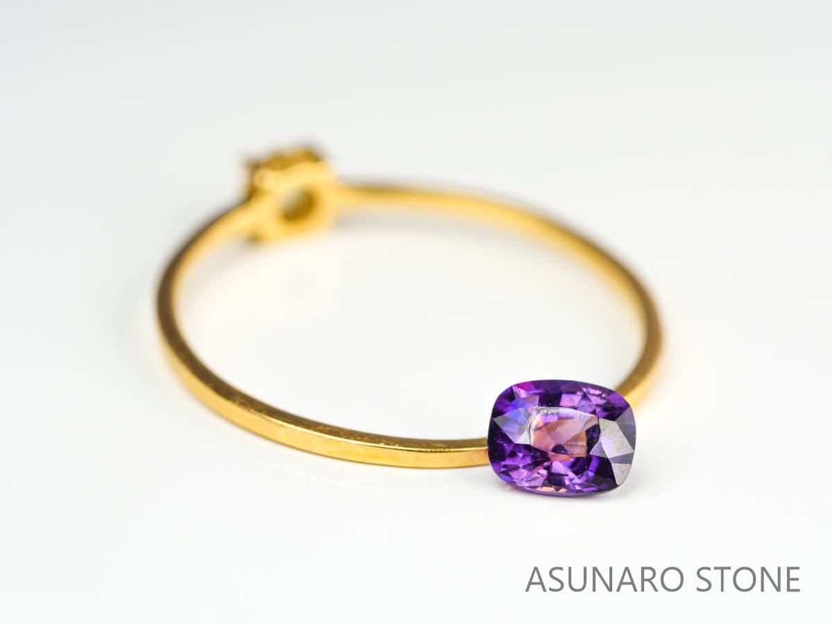 バイカラーサファイア 　クッションカット　 スリランカ産　0.51ct【230619-1658】