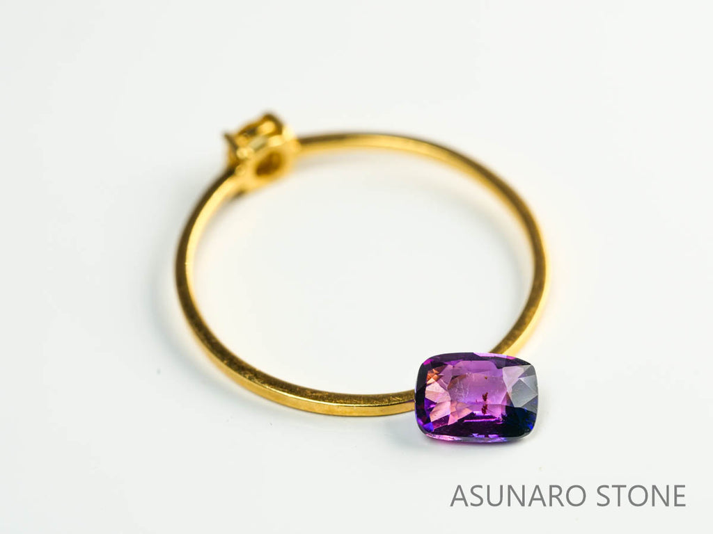 バイカラーサファイア 　クッションカット　 スリランカ産　0.68ct【230619-1663】