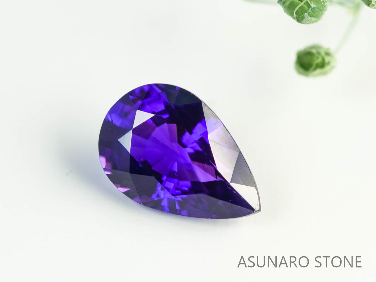 バイカラーサファイア 　ペアシェイプ　 スリランカ産　0.53ct【230619-1665】