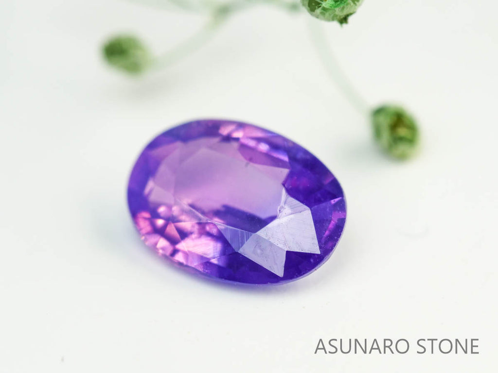 シルキーバイカラーサファイア 　オーバルカット　 スリランカ産　0.69ct【230619-1666】