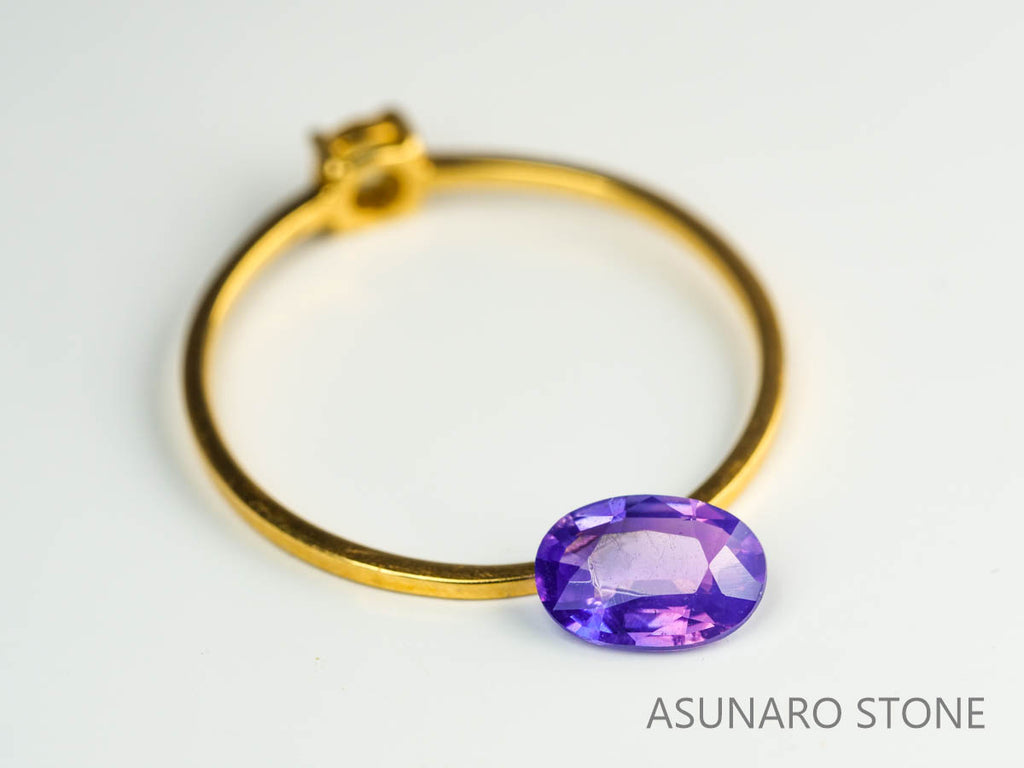 シルキーバイカラーサファイア 　オーバルカット　 スリランカ産　0.69ct【230619-1666】