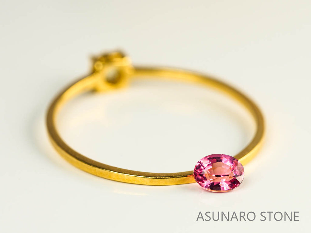 ホットピンクスピネル 　オーバルカット　スリランカ産　0.21ct　【230731-606】