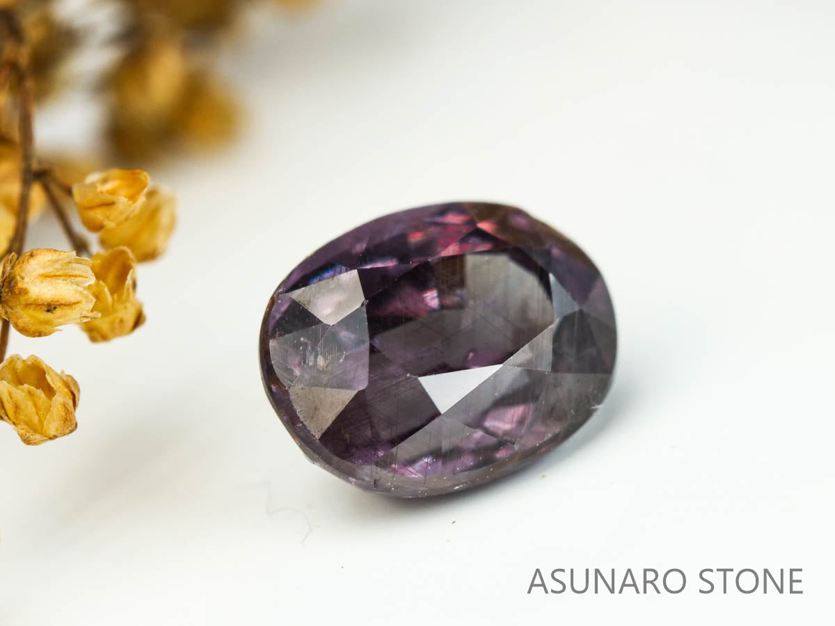 カラーチェンジガーネット　オーバルカット　 マダガスカル産　1.23ct　【230220-1488】