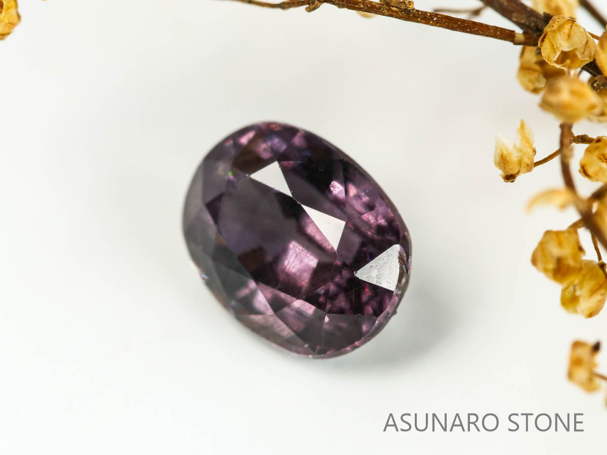 カラーチェンジガーネット　オーバルカット　 マダガスカル産　1.23ct　【230220-1488】