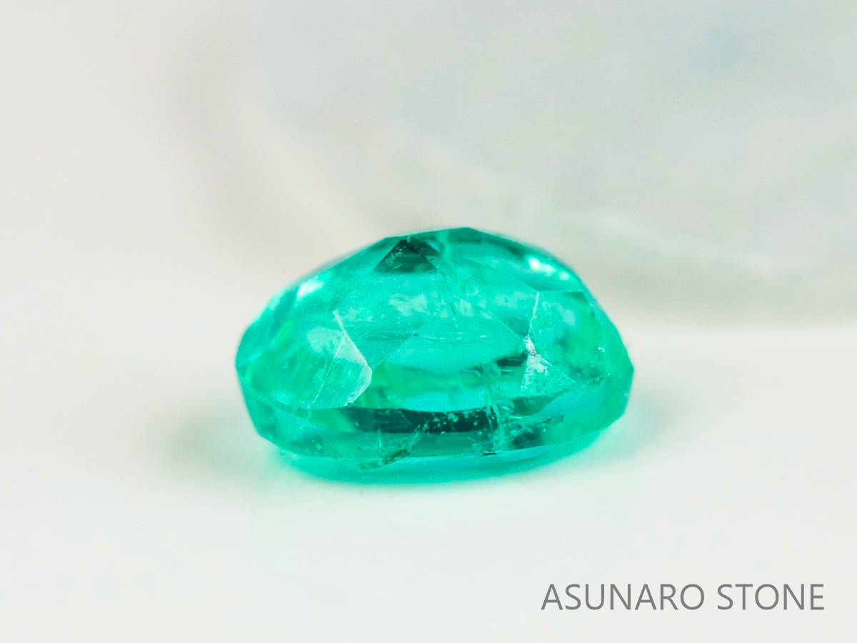 パライバトルマリン　オーバルカット 　ブラジル産　0.09ct 　  【230727-1722】