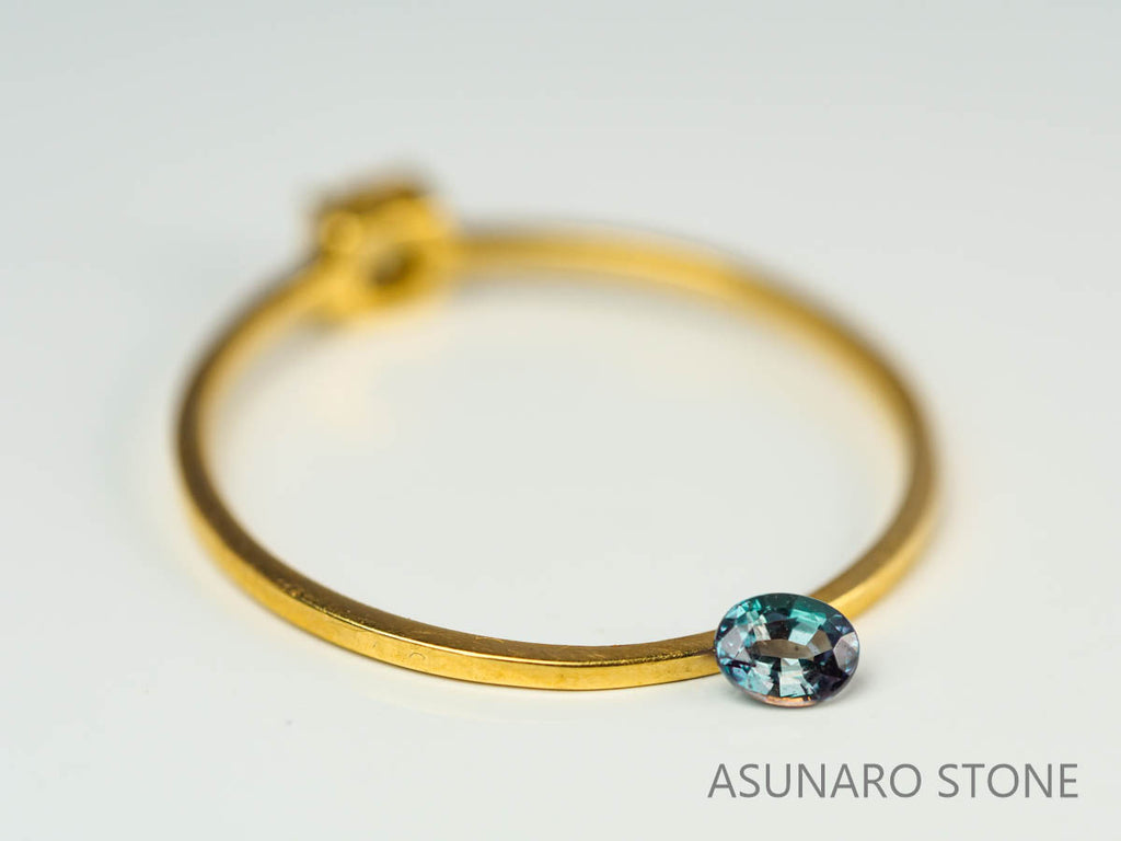 アレキサンドライト　オーバルカット　 ブラジル産　0.12ct【230727-1727】