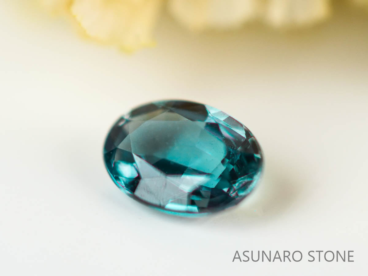 アレキサンドライト　オーバルカット　 ブラジル産　0.10ct【230727-1731】