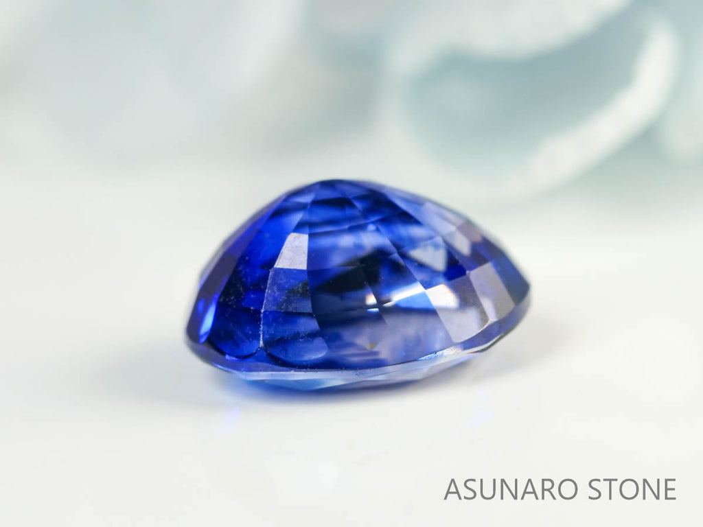 バイカラーブルーサファイア 　オーバルカット　 スリランカ産　2.07ct　日独ソ付き【230703-1741】