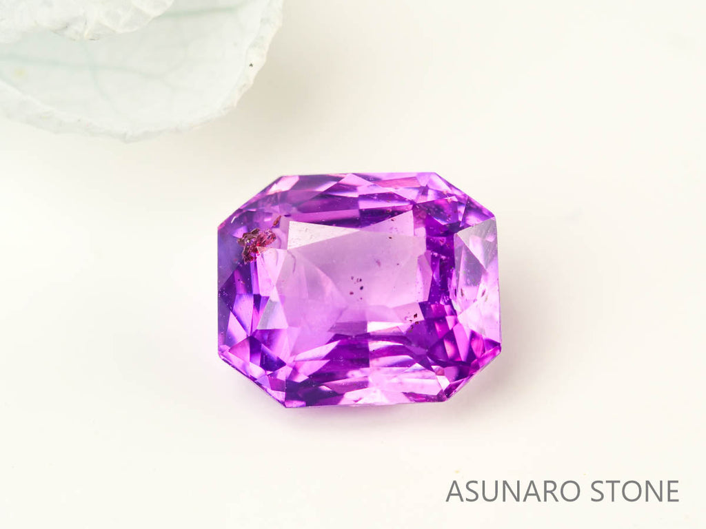 ピンクサファイア 　エメラルドカット　 スリランカ産　1.33ct　日独ソ付き【230703-1740】
