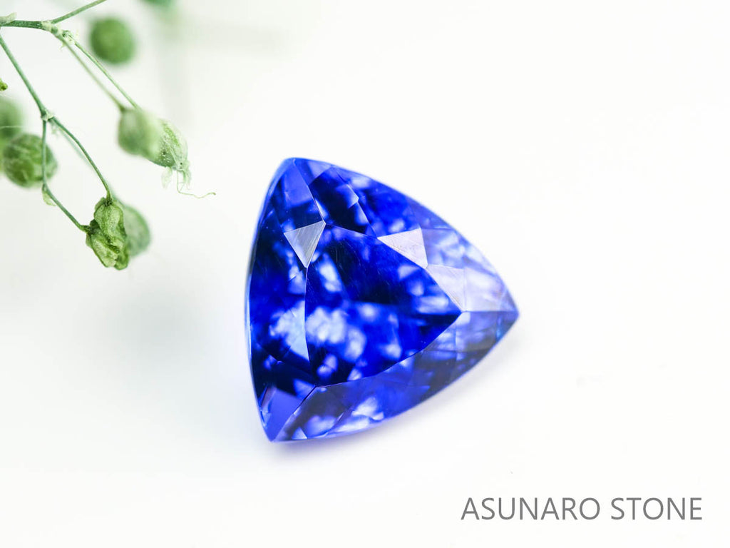 タンザナイト　トリリアントカット　タンザニア産　日独　3.30ct【230721-1781】