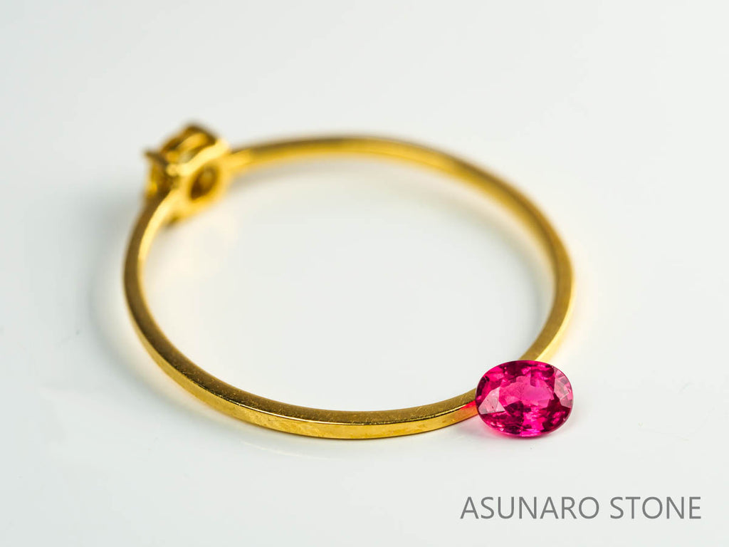 ピジョンブラッドルビー　オーバルカット　 タイ産　0.19ct　鑑別書付き  【230815-221】