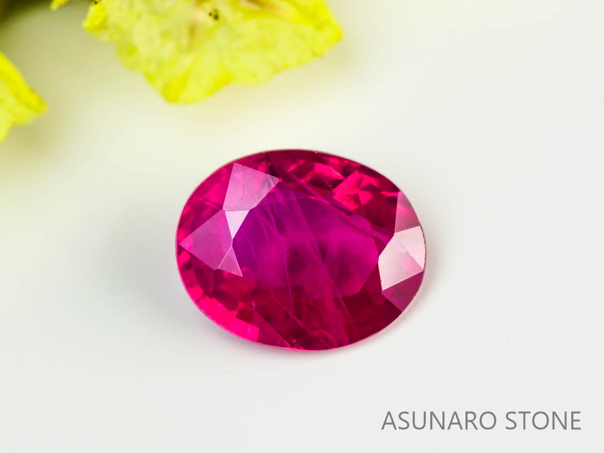 ピジョンブラッドルビー　オーバルカット　 タイ産　0.33ct　鑑別書付き  【230815-223】by