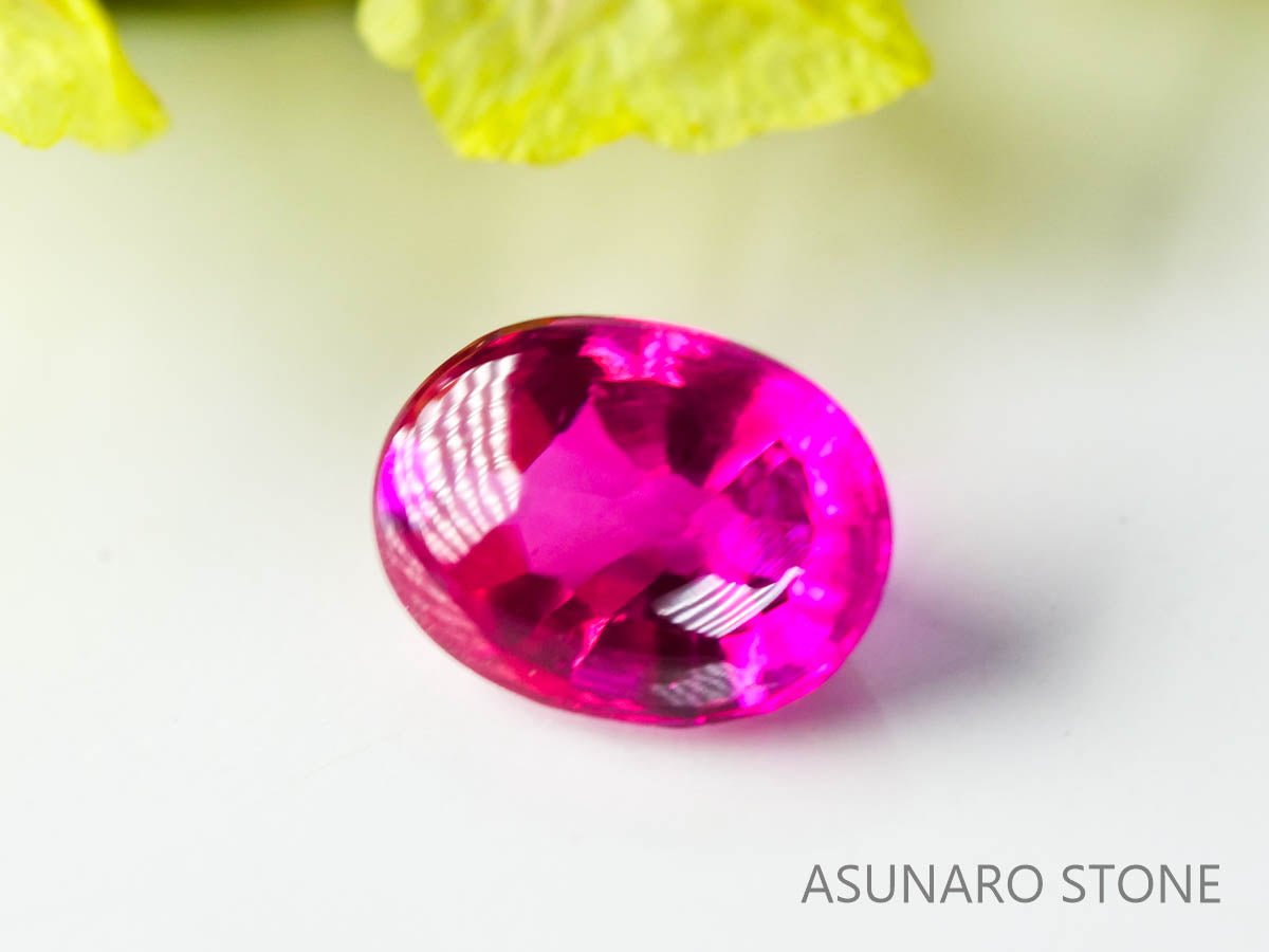 ピジョンブラッドルビー　バフトップカット　 タイ産　0.25ct　鑑別書付き  【230815-229】