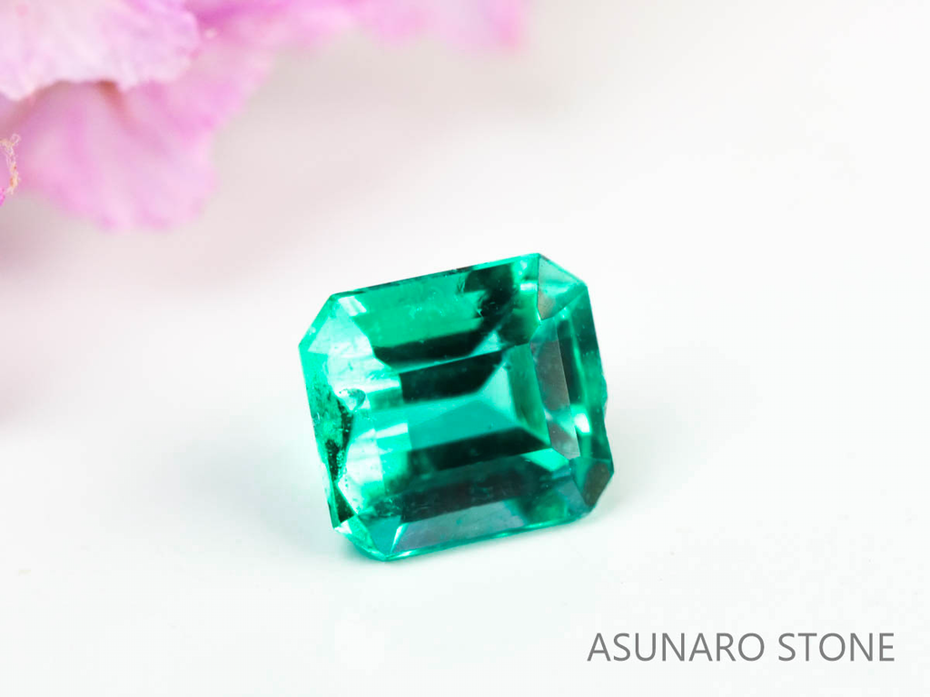 エメラルド　エメラルドカット　コロンビア産　0.12ct【230906-1827】