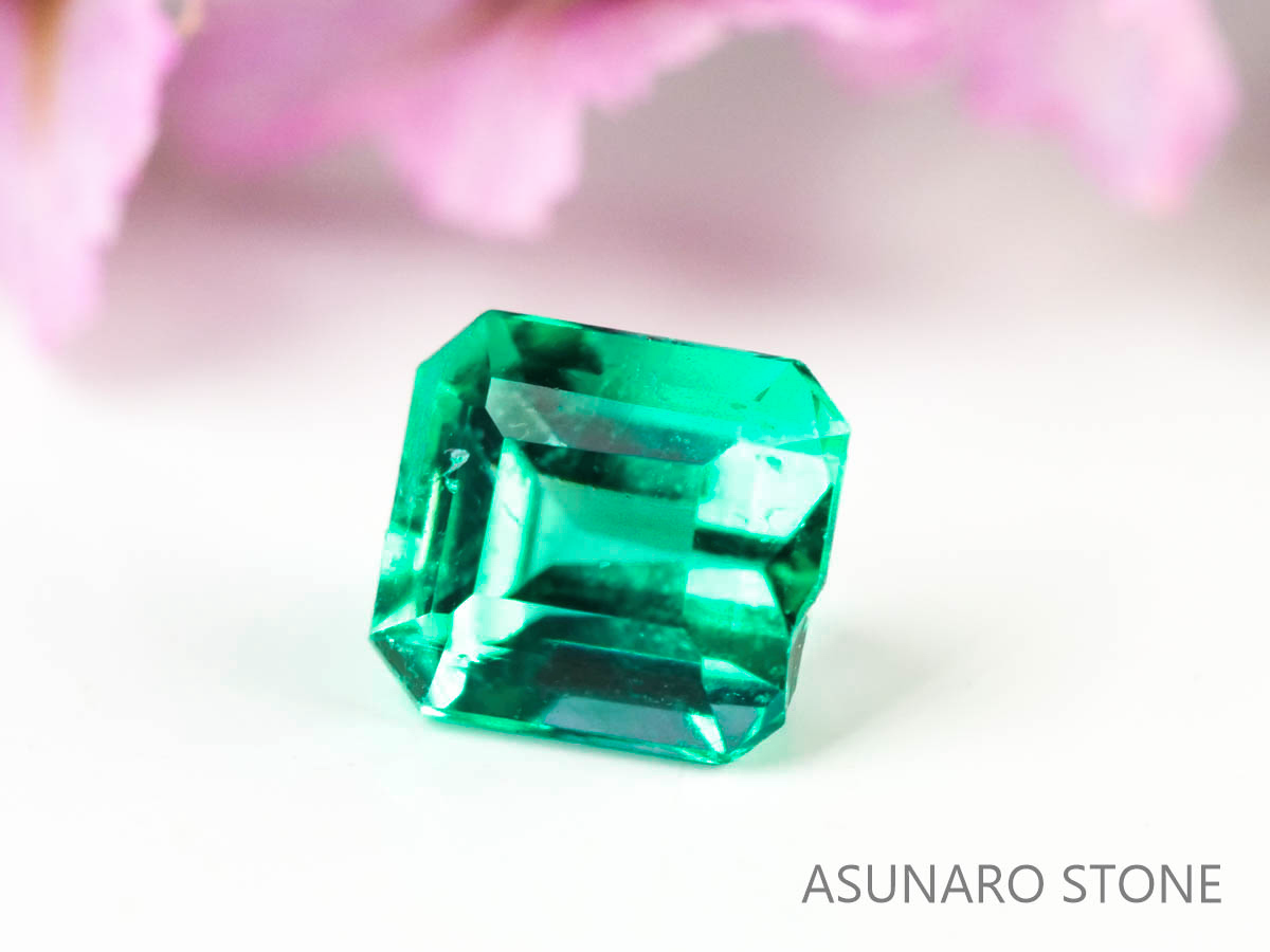 エメラルド　エメラルドカット　コロンビア産　0.12ct【230906-1827】