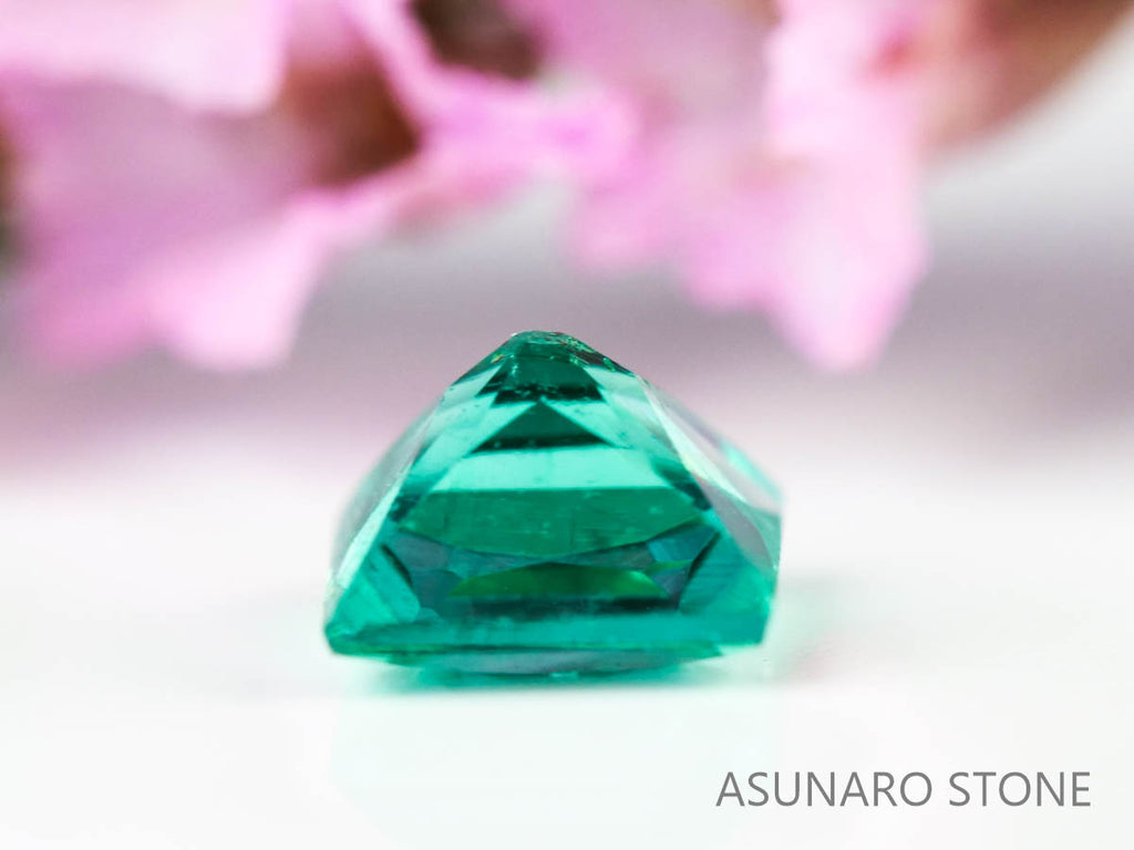 エメラルド　プリンセスカット　コロンビア産　0.16ct【230906-1829】