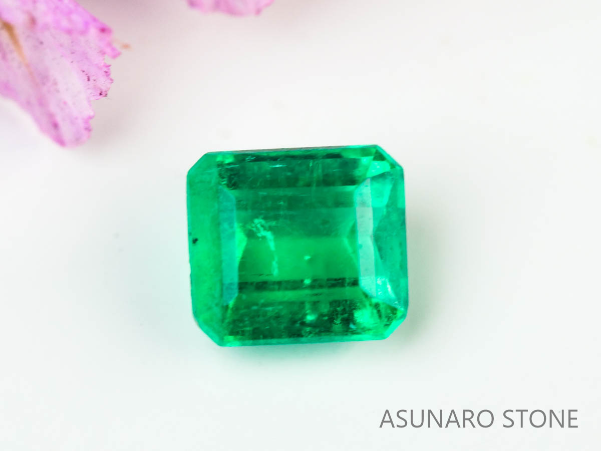 エメラルド　エメラルドカット　コロンビア産　0.13ct【230906-1834】