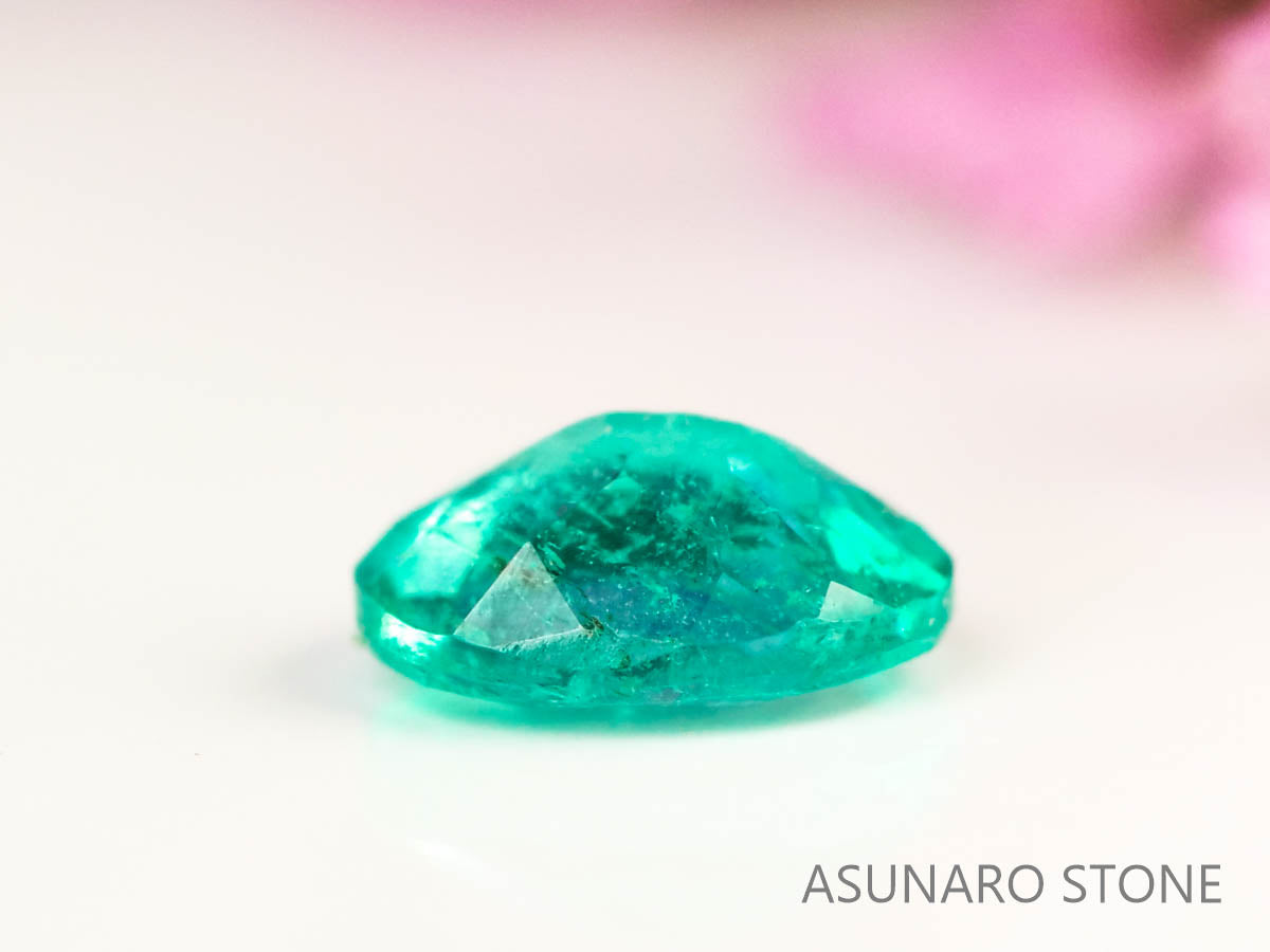 パライバトルマリン　オーバルカット 　ブラジル産　0.09ct 　  【230816-1868】