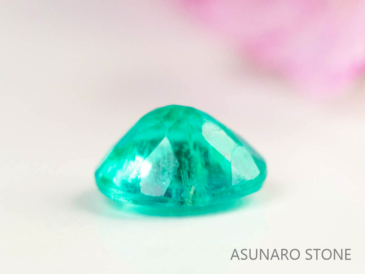 パライバトルマリン　オーバルカット 　ブラジル産　0.06ct 　  【230816-1872】