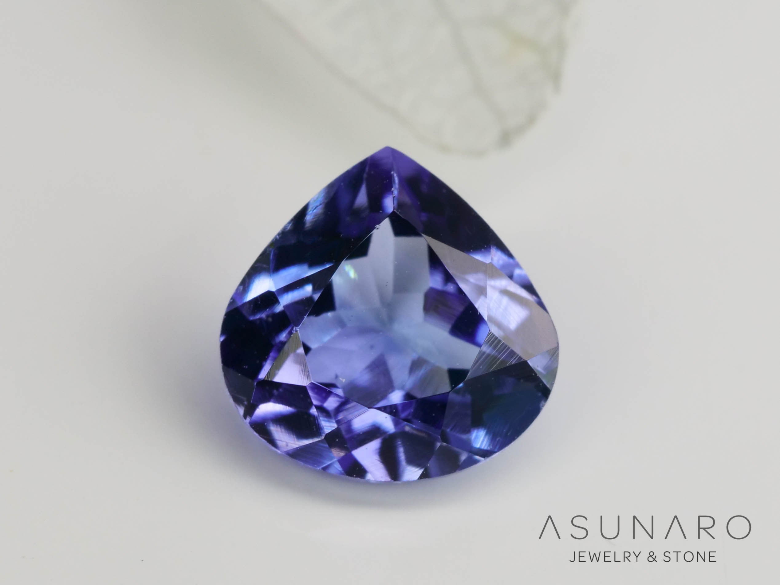 タンザナイト  マロンカット　タンザニア産　0.87ct【240808-1799】