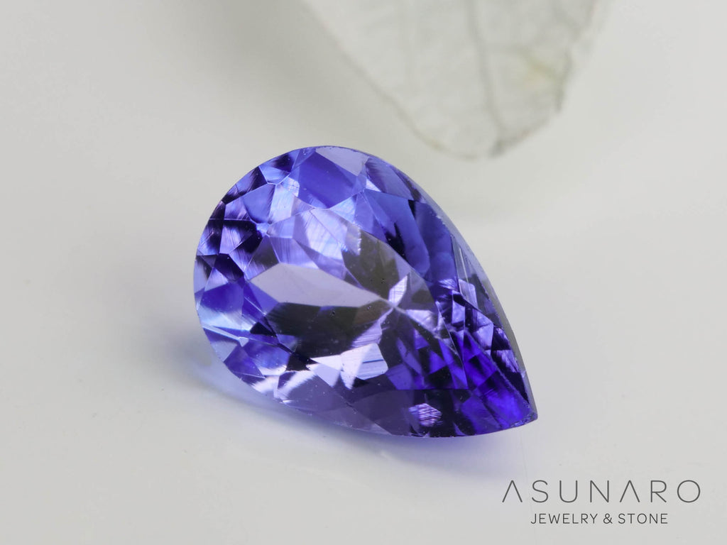 タンザナイト  ペアシェイプ　タンザニア産　0.76ct【240808-1800】