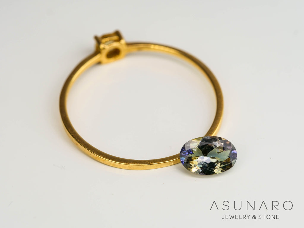 バイカラーゾイサイト（タンザナイト） オーバルカット　タンザニア産　0.50ct【250130-1788】