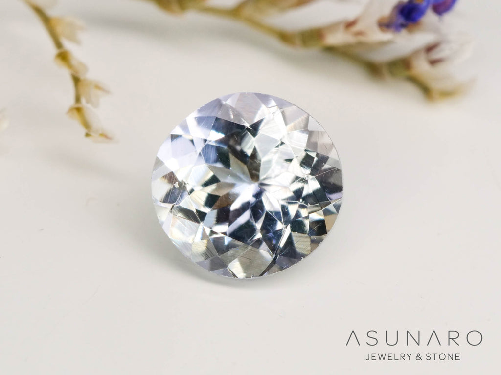 バイカラーゾイサイト（タンザナイト）ラウンドカット　タンザニア産　0.57ct【250130-1791】