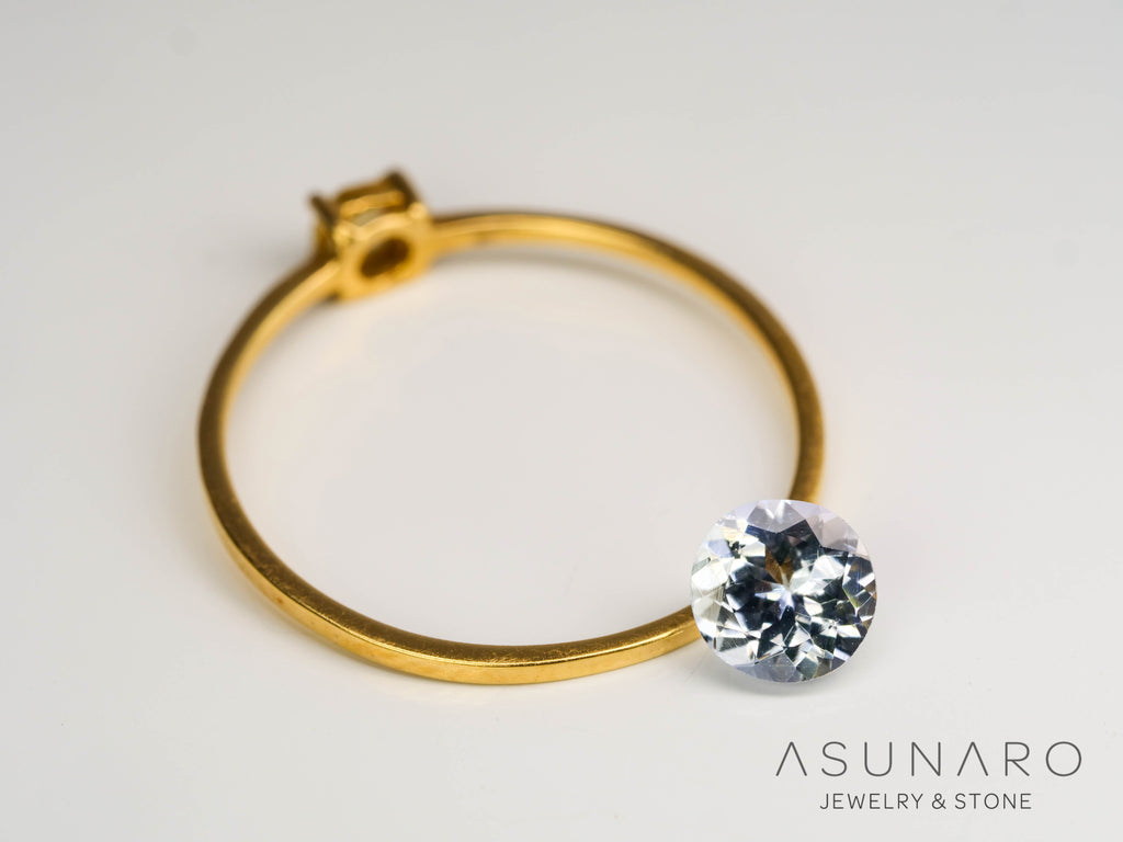 バイカラーゾイサイト（タンザナイト）ラウンドカット　タンザニア産　0.57ct【250130-1791】