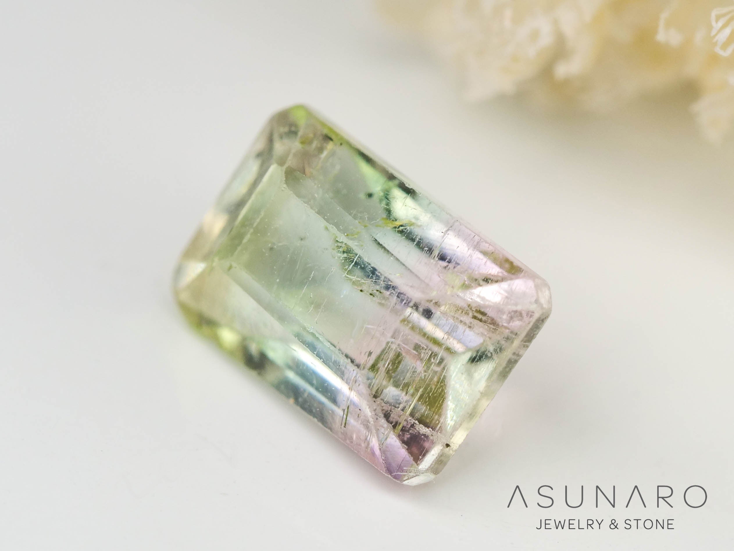 パーティーカラードトルマリン　エメラルドカット　コンゴ産　0.71ct【240807-2174】