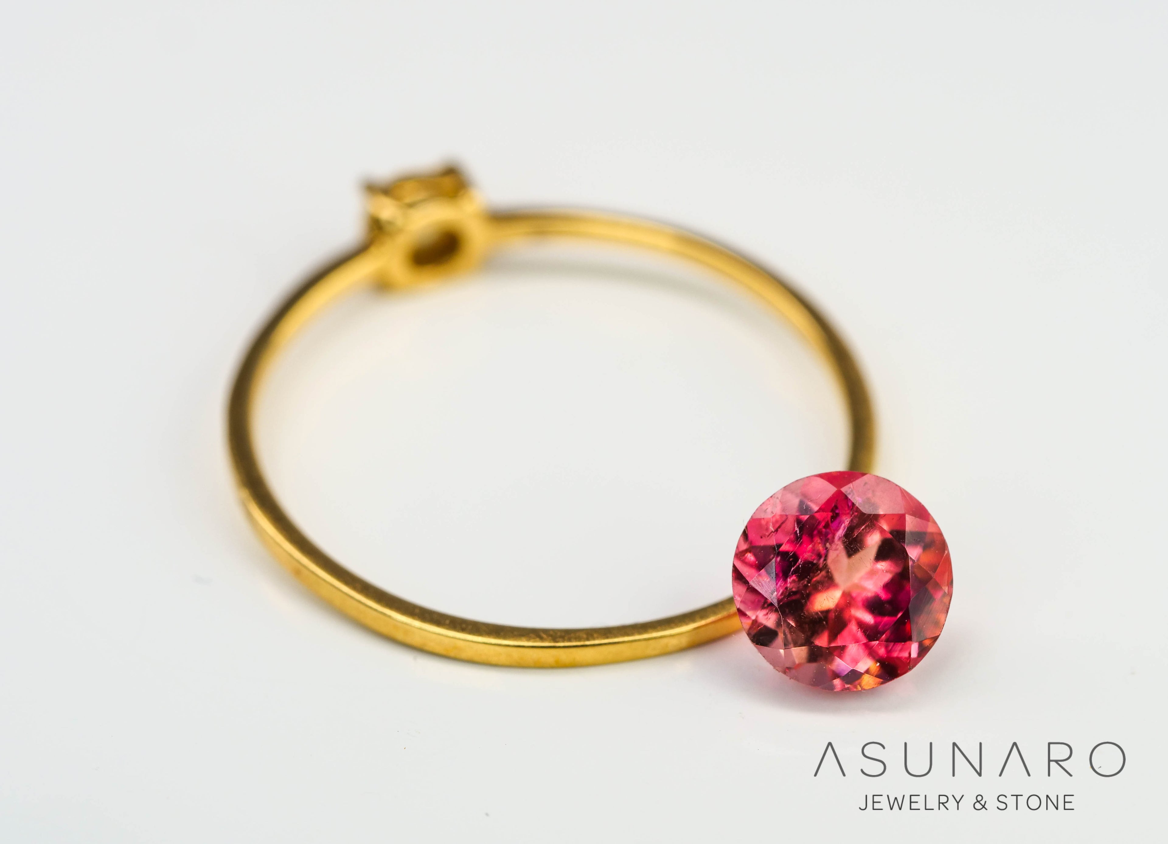 チェリーカラートルマリン　ラウンドカット　コンゴ産　0.90ct【240807-2183】