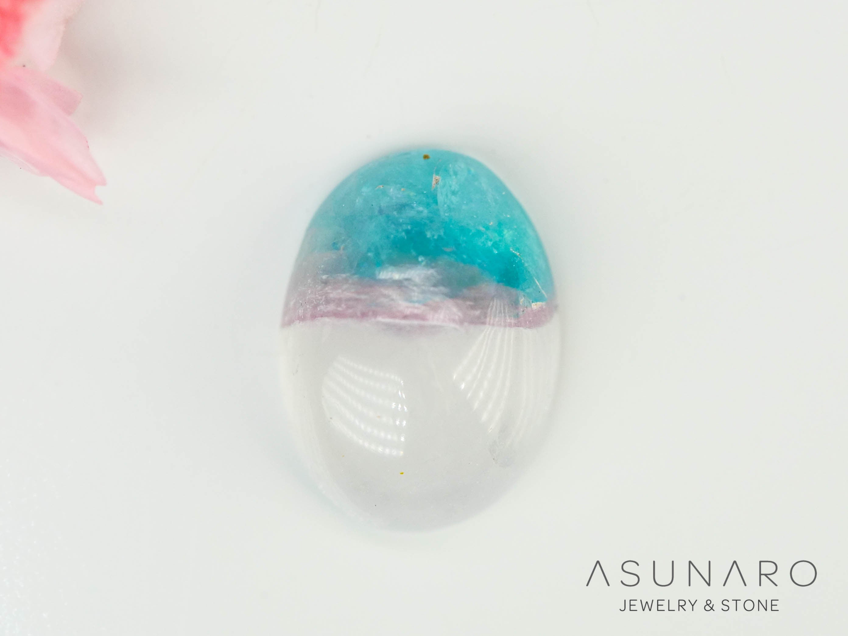 パライバトルマリンインクォーツ　カボション　ブラジル産 　0.68ct 【240523-2224】