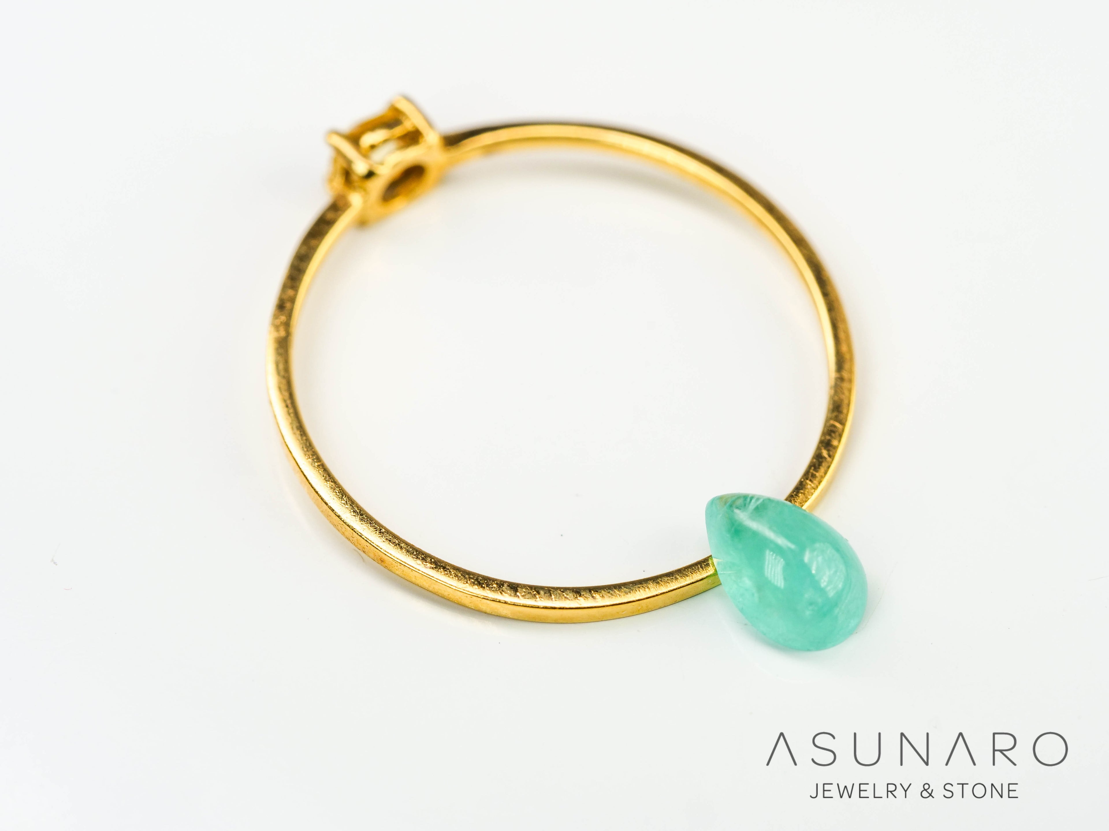 パライバトルマリン　カボション　 ブラジル産　0.46ct 【240523-2217】