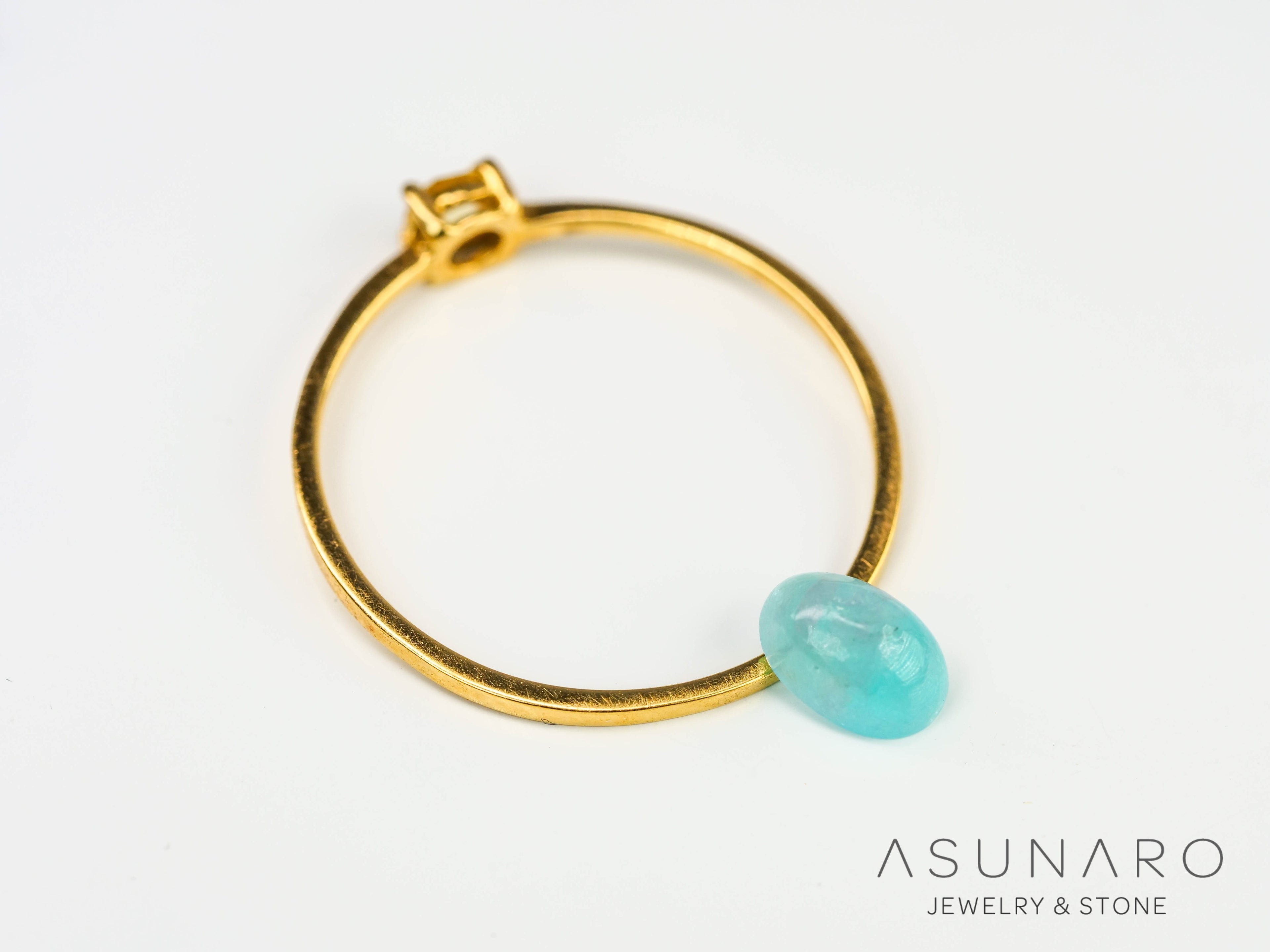 パライバトルマリン　カボション　 ブラジル産　0.59ct 【240523-2222】