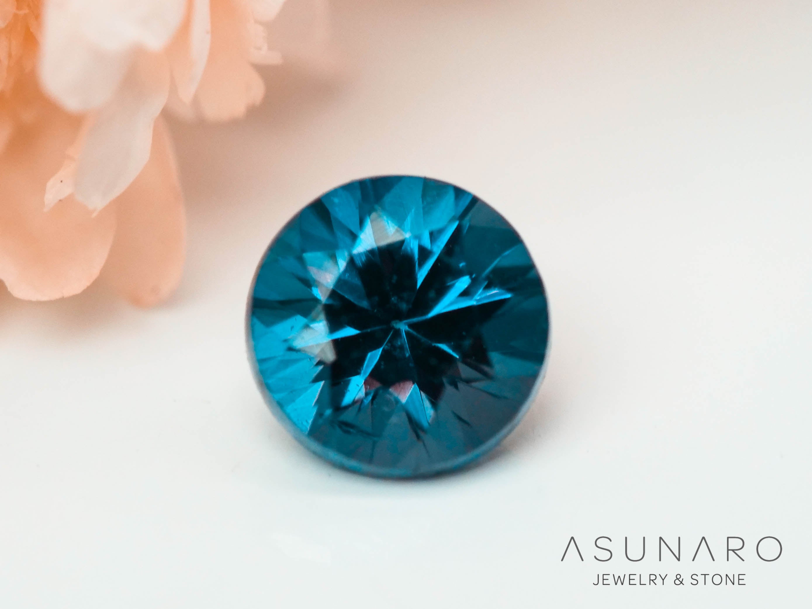 ベキリーブルーガーネット　ラウンドカット　 マダガスカル産　0.21ct【240612-2235】