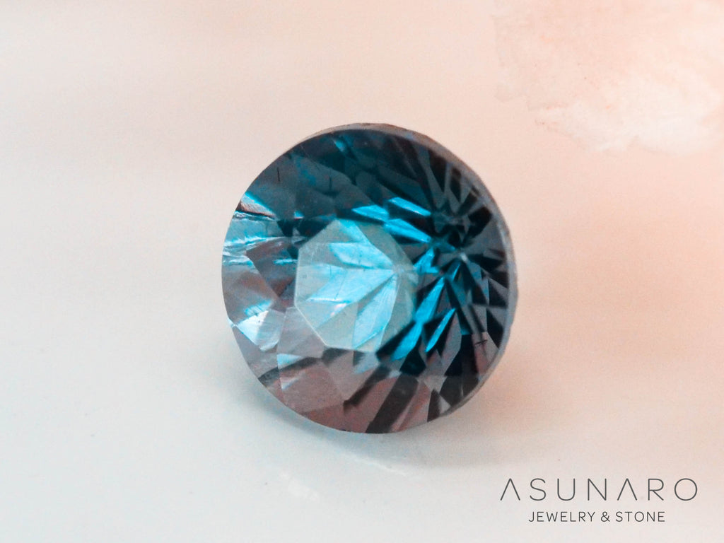 ベキリーブルーガーネット　ラウンドカット　 マダガスカル産　0.24ct【240612-2243】