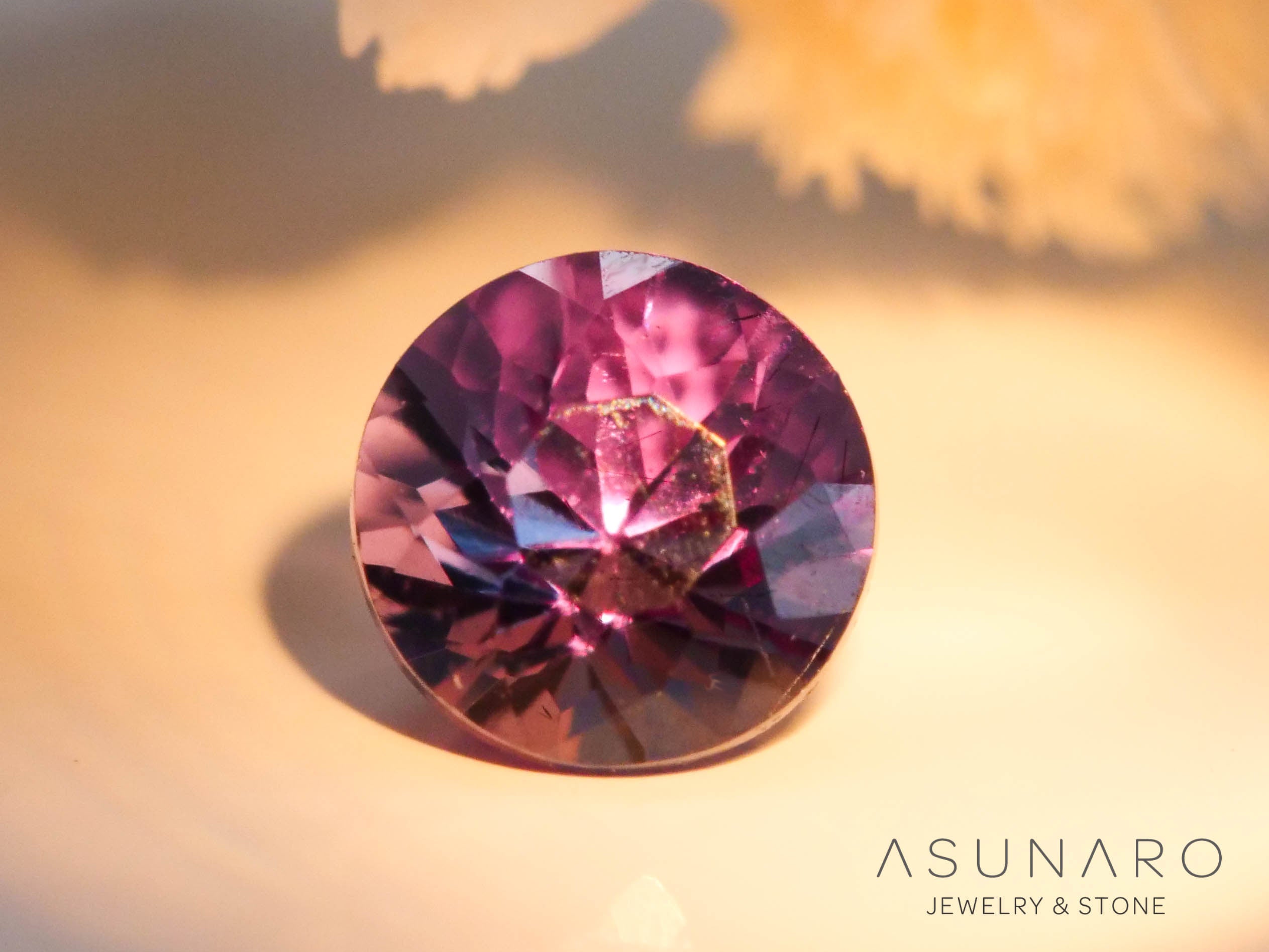 ベキリーブルーガーネット ラウンドカット マダガスカル産 0.24ct