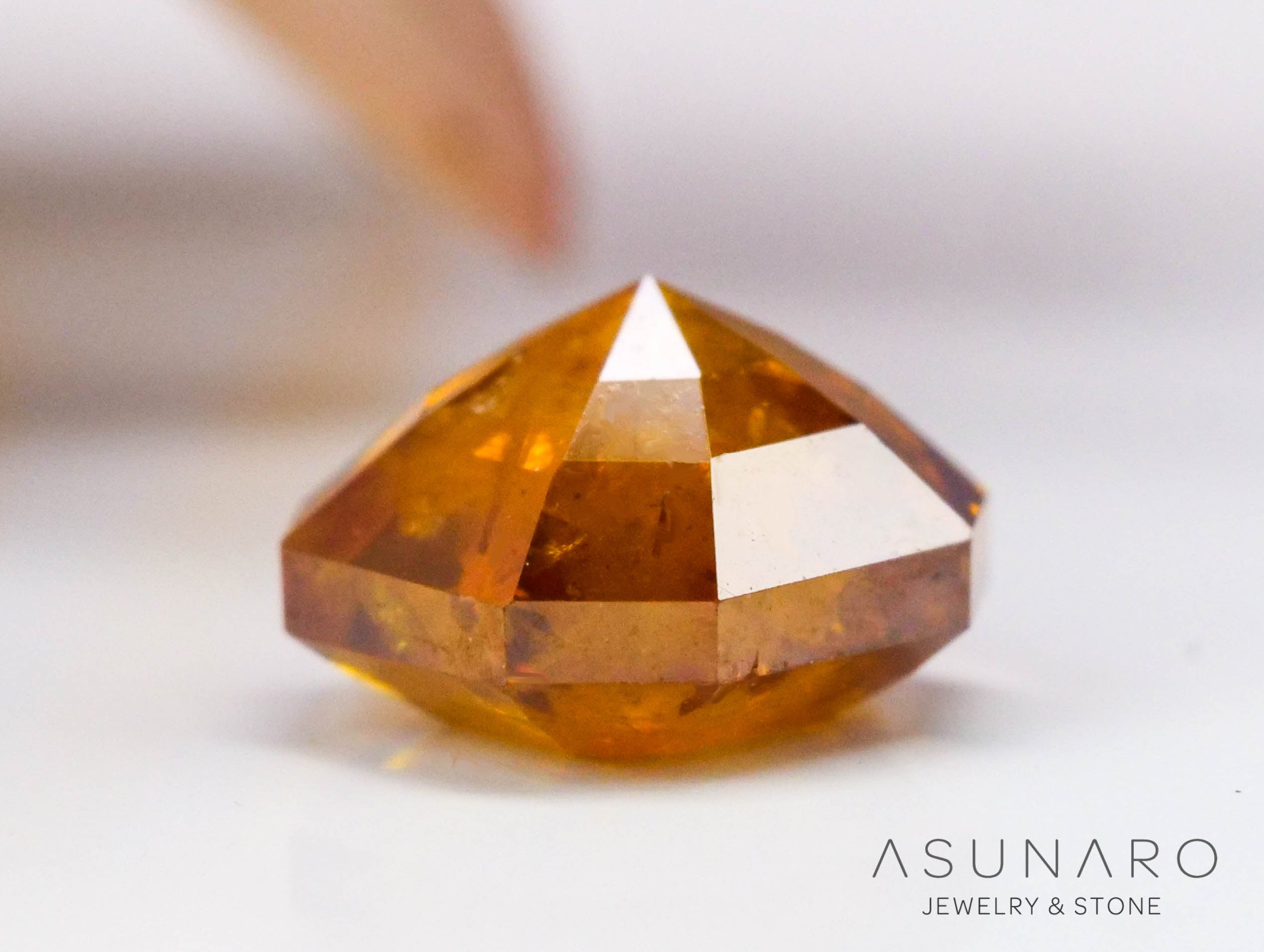 ダイヤモンド 　アッシャーカット　0.55ct【240627-2257】