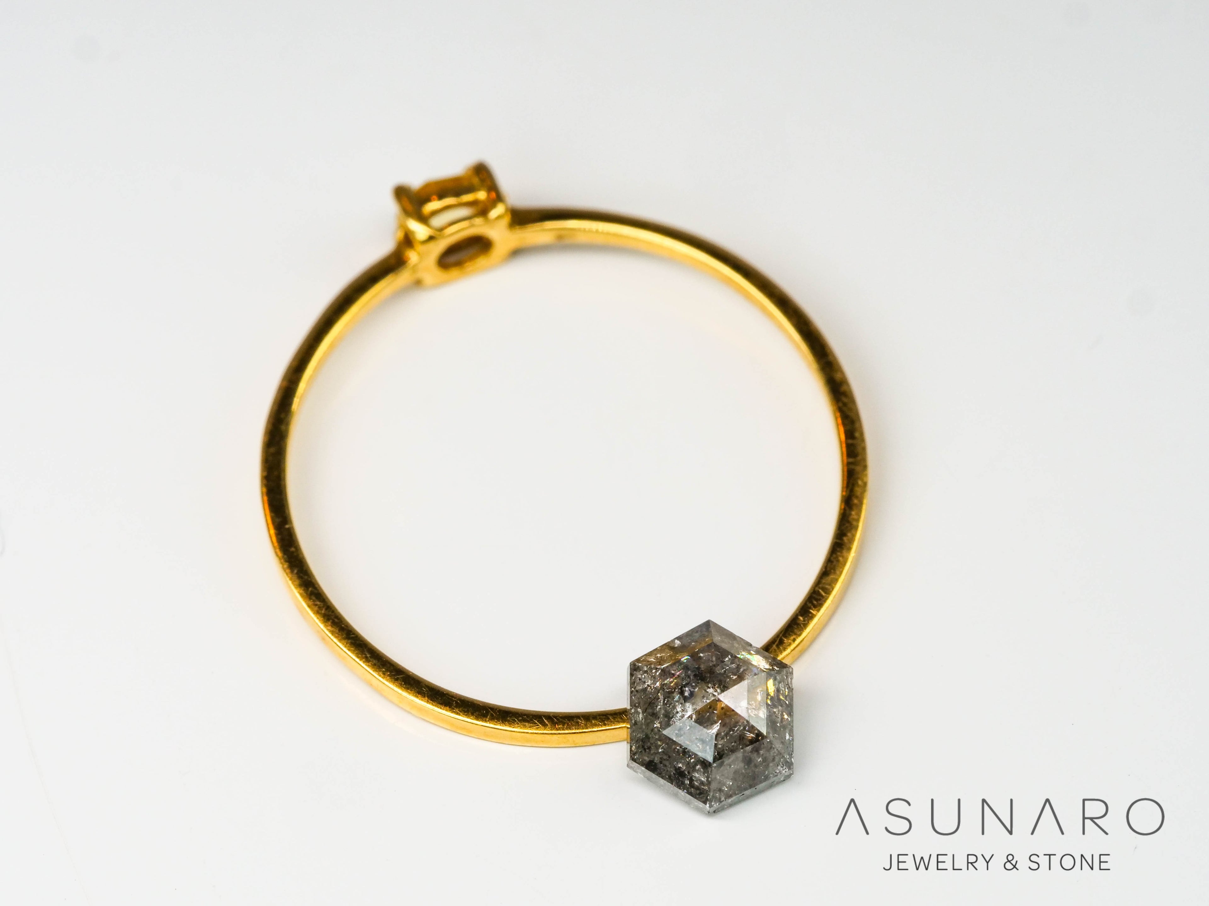 ダイヤモンド 　ファンシーシェイプ　ヘキサゴンカット　0.68ct【240627-2269】