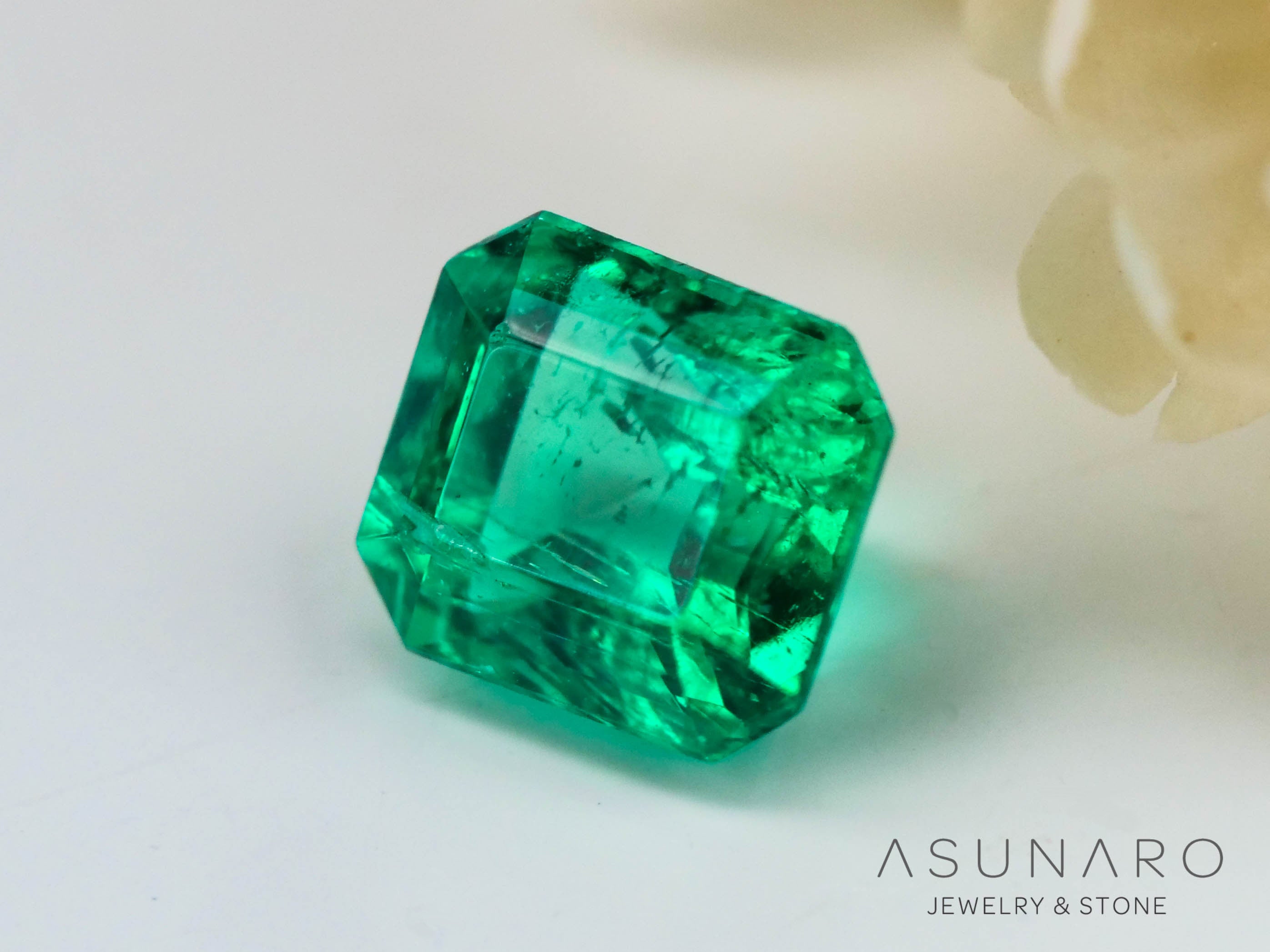 エメラルド コロンビア産 0.24ct【240726-2297】 – ASUNARO STONE