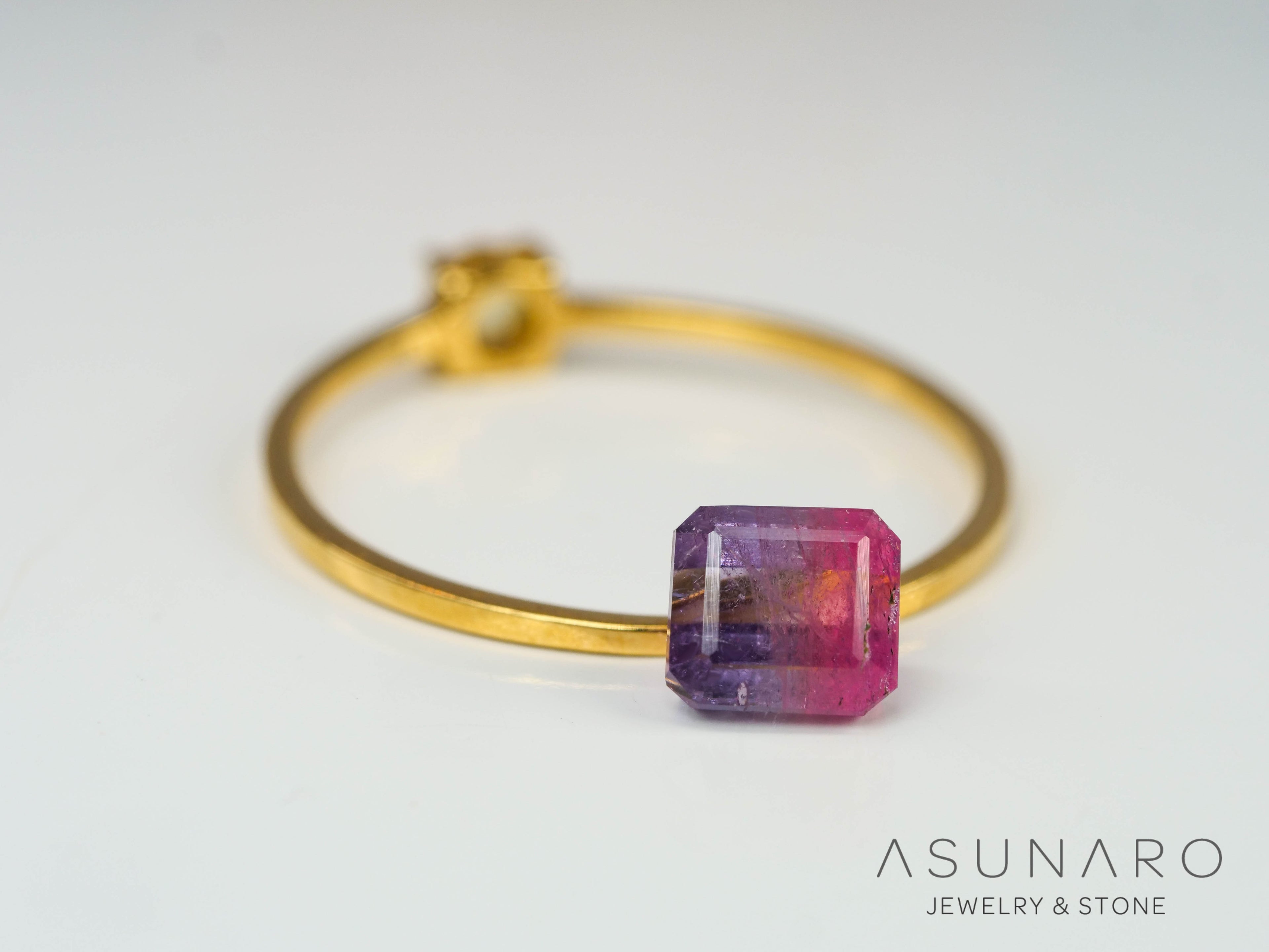 ライラックバイカラートルマリン　エメラルドカット　アフガニスタン産　0.95ct【240802-2305】