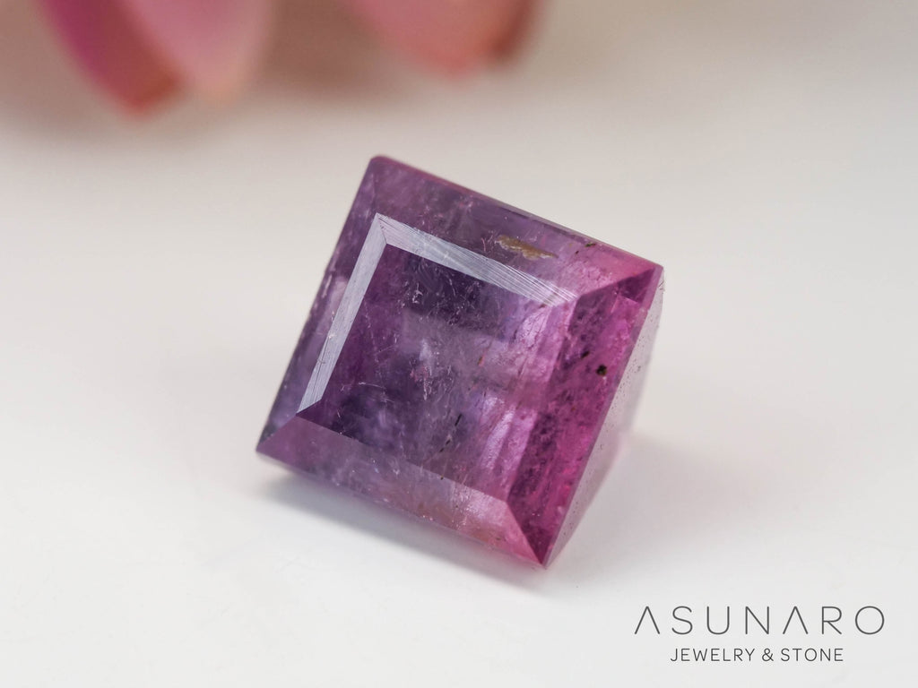 ライラックバイカラートルマリン　スクエアカット　アフガニスタン産　0.63ct【240802-2309】