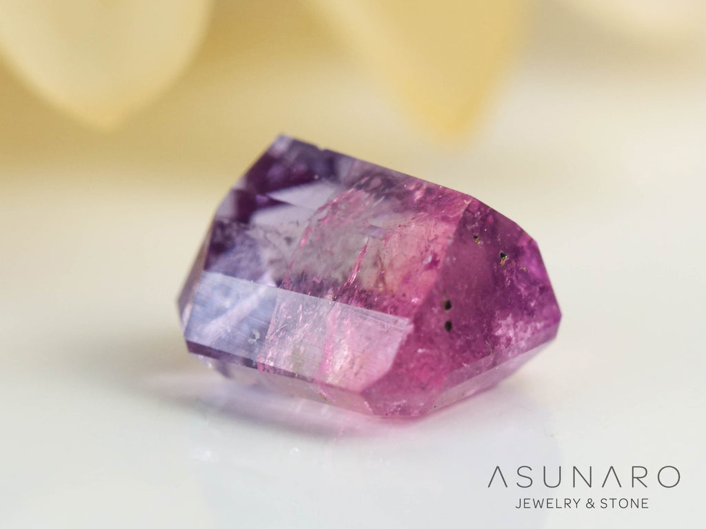 ライラックバイカラートルマリン　エメラルドカット　アフガニスタン産　0.58ct【240802-2315】