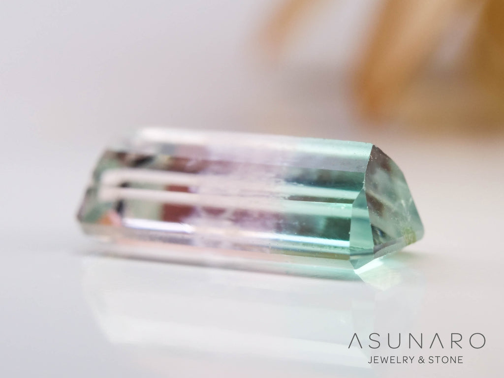 ティファニーカラー　バイカラートルマリン　エメラルドカット　アフガニスタン産　0.98ct【240802-2319】