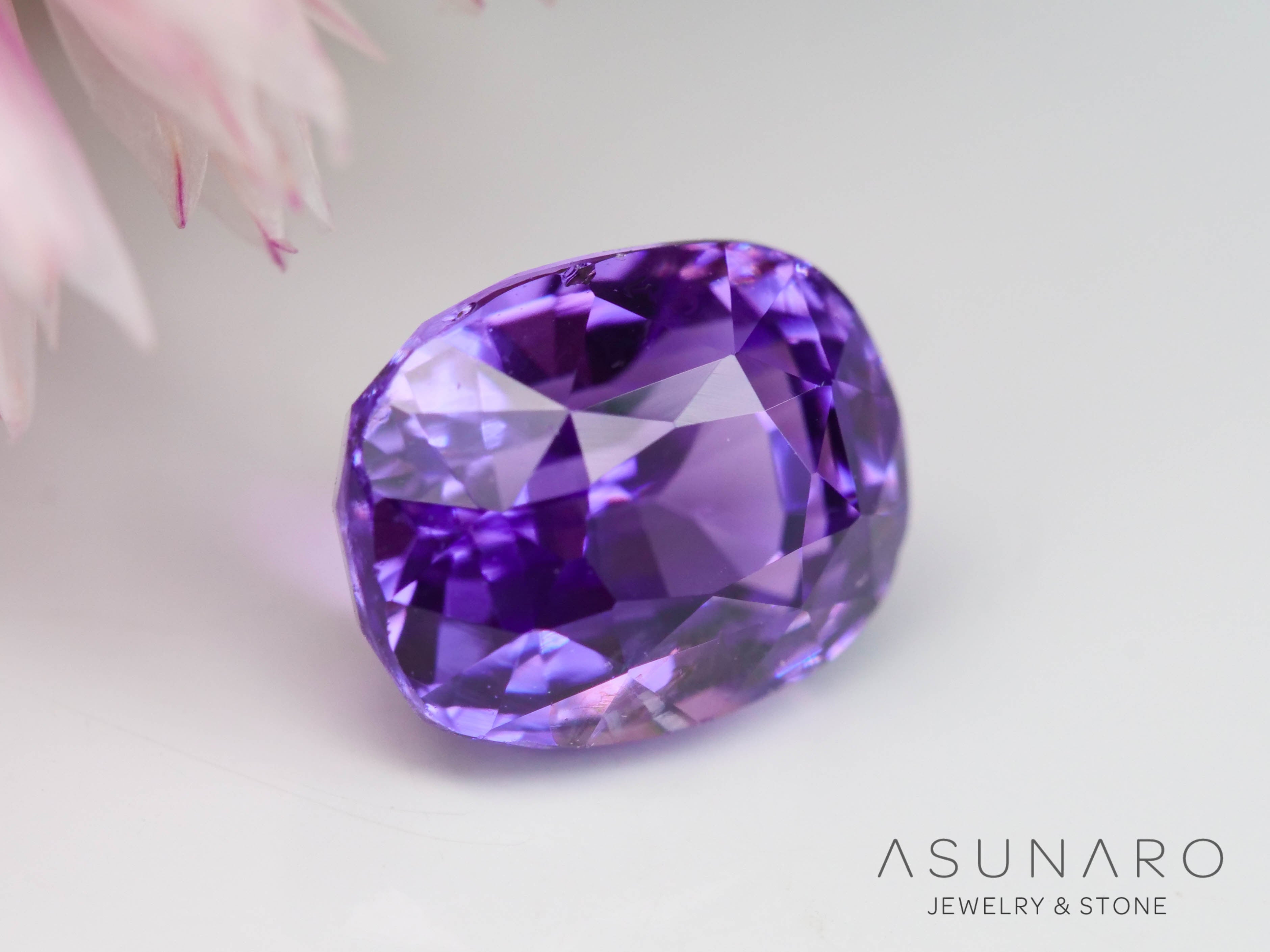 パープルサファイア クッションカット スリランカ産 1.17ct【241024