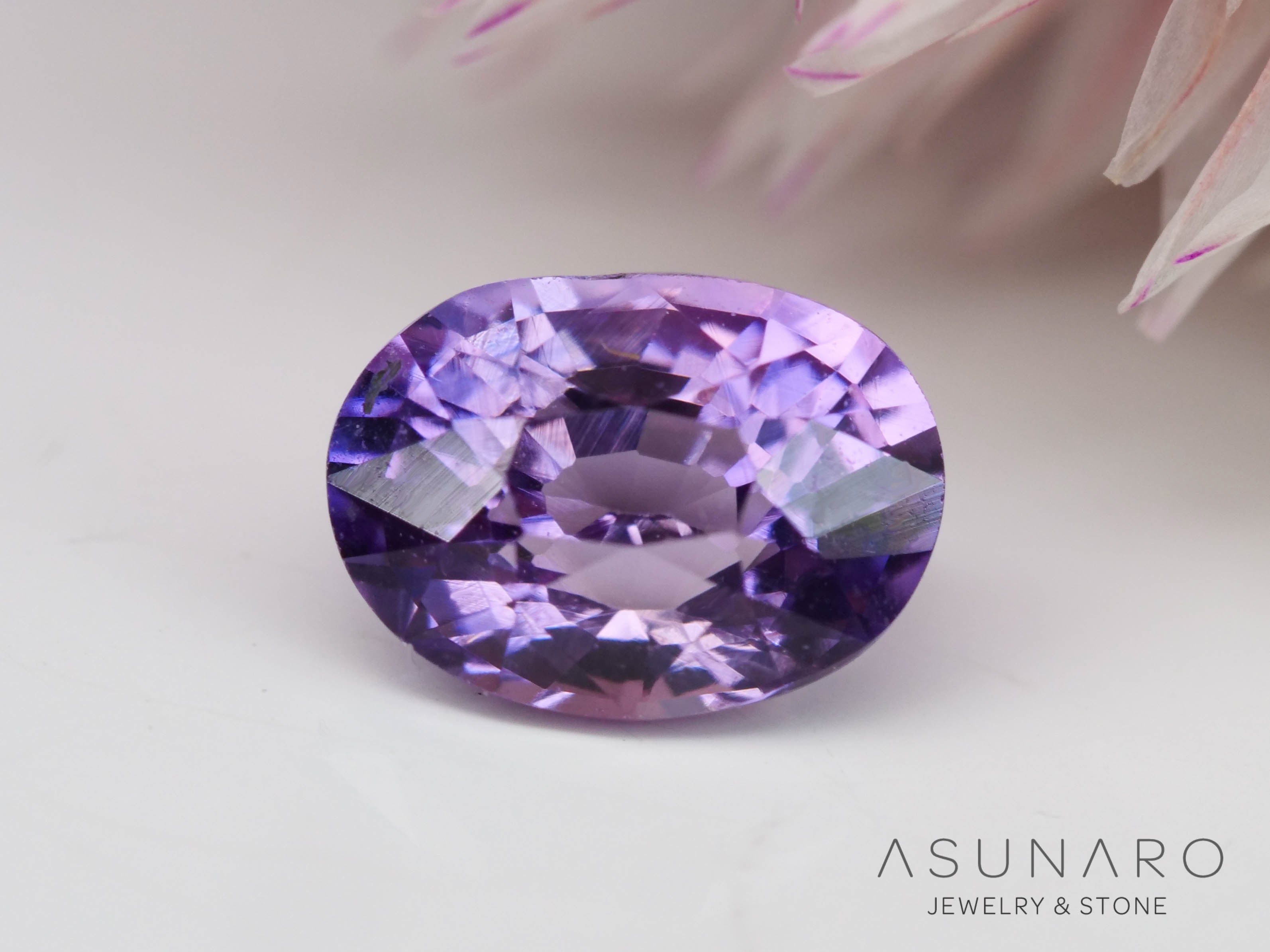 パープルサファイア 　オーバルカット　 スリランカ産　0.45ct【241024-2335】